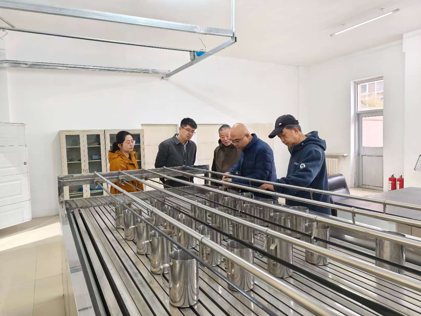 内蒙古自治区农牧业技术推广中心农牧业机械试验鉴定站顺利通过CNAS现场评审