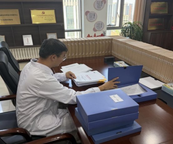 攻坚档案整理 筑牢普查根基 鄂尔多斯市持续推进第三次全国土壤普查档案规范化整理工作