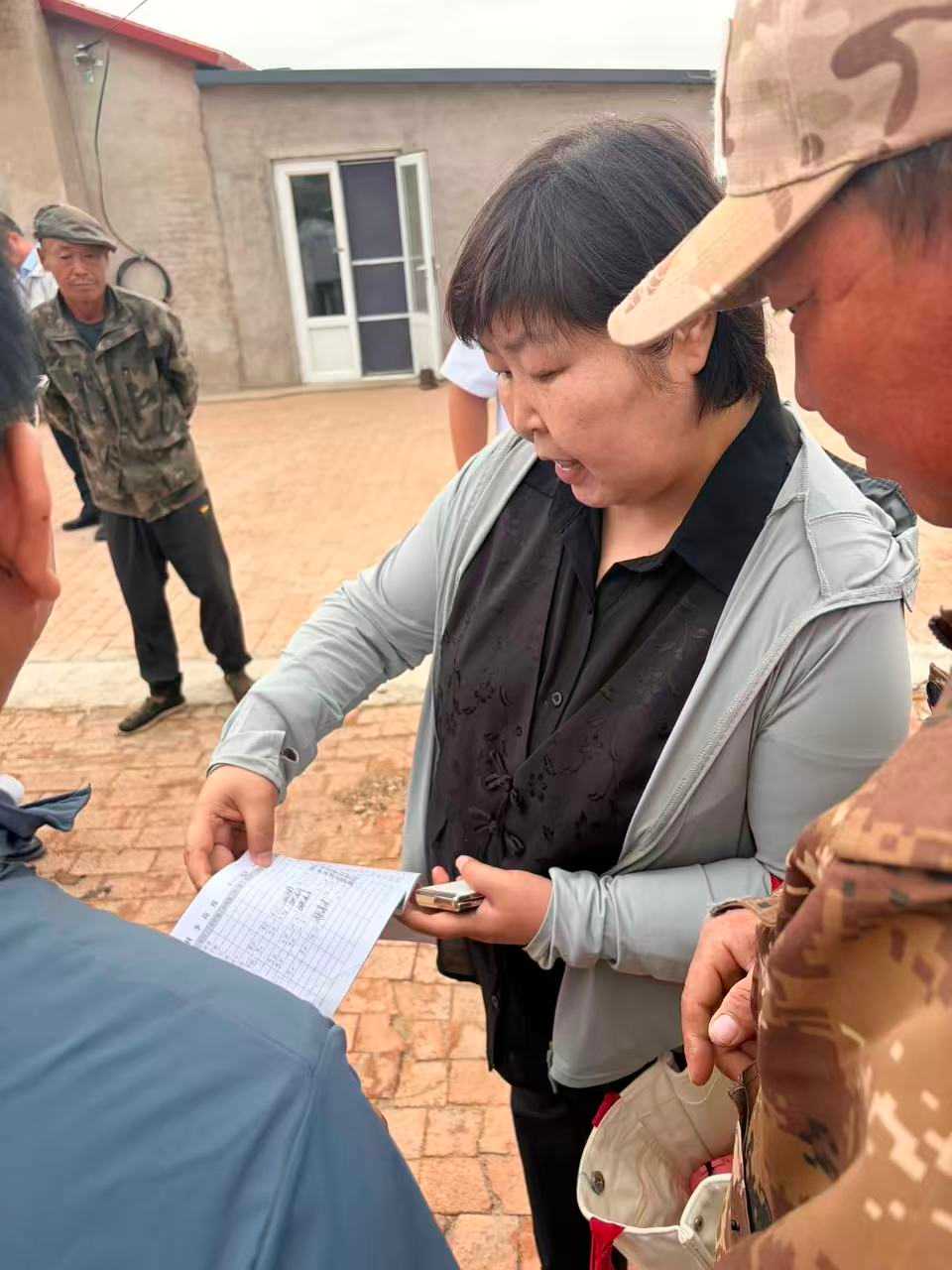 自治区兽医局、疫控中心联合自治区疾控局和疾控中心赴通辽市布鲁氏菌病重点防控旗县开展指导调研