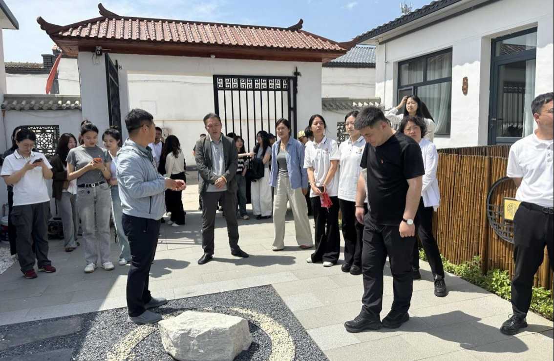 多部门开展“党建赋能宜居宜业 同心共建和美乡村”主题党日活动