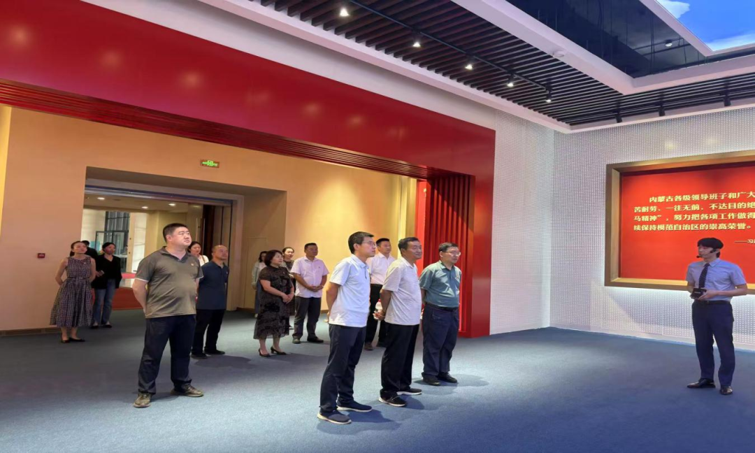 弘扬蒙古马精神 党建领航促改革