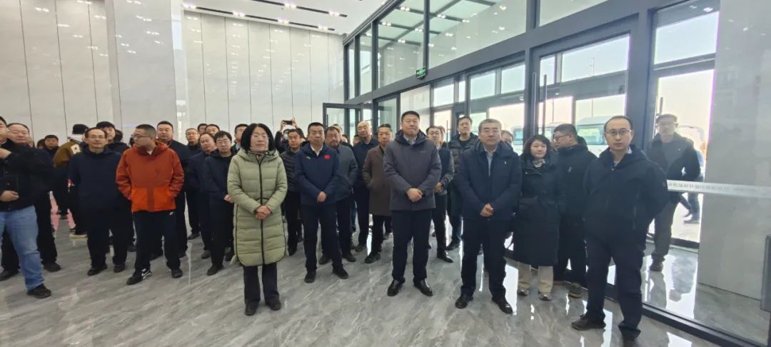 内蒙古自治区农牧厅举办全区农业面源污染治理暨农膜回收现场观摩活动