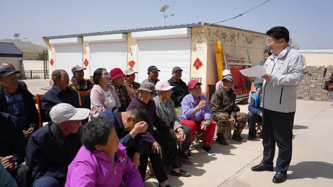 精准帮扶暖民心 铸牢民族团结之本 共绘乡村振兴美景