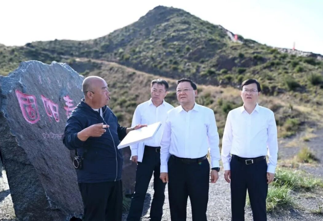 王伟中深入包头市调研