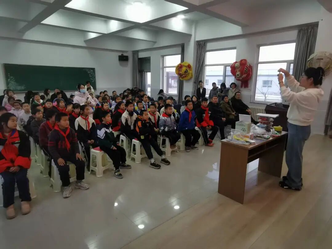 “ 筑牢农安防线共护美好校园”