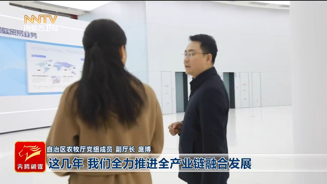 驭马兴农 耕耘丰收希望